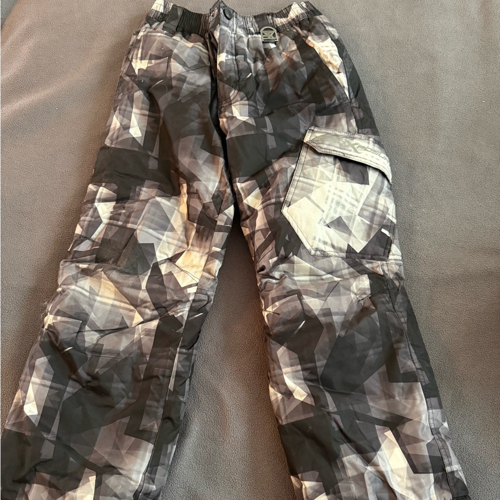 ZeroXposur Black and Gray Snow Snowbaording Ski Pants